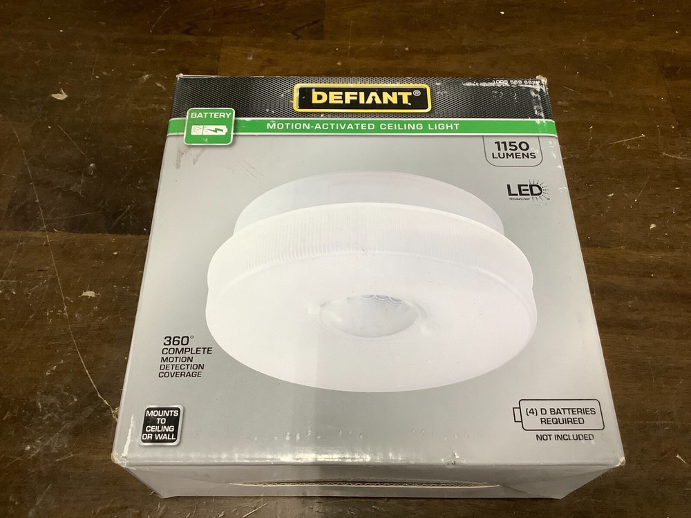 Defiant White Motion Activated LED Ceiling Light 1150 Lumen- Battery Powered