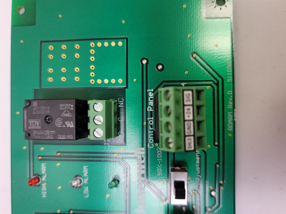 Honeywell 511098 / 511103R100 Refrigerant Panel Board