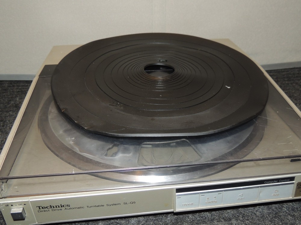 Technics Direct Drive Automatic Turntable System SL-Q