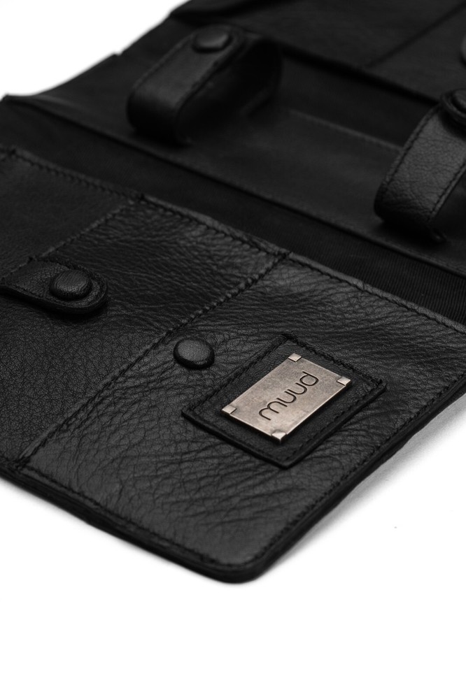 MUUD CARITA needle case