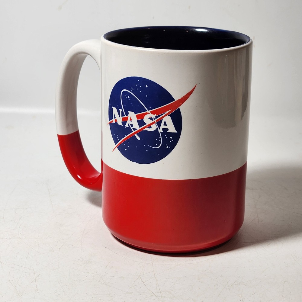 Space Shuttle Discovery Coffee Cup STS-114 "Return to Flight" Commemorative Mug