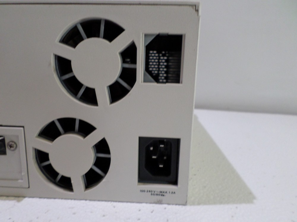 HP C6381A Smart Disk Drive Array C6381-60003