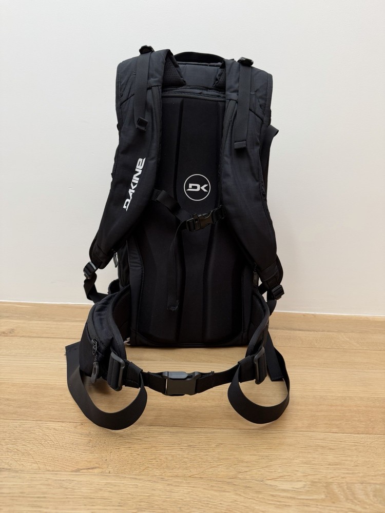Dakine Poacher Backpack 32L - Black, One Size Black-dk