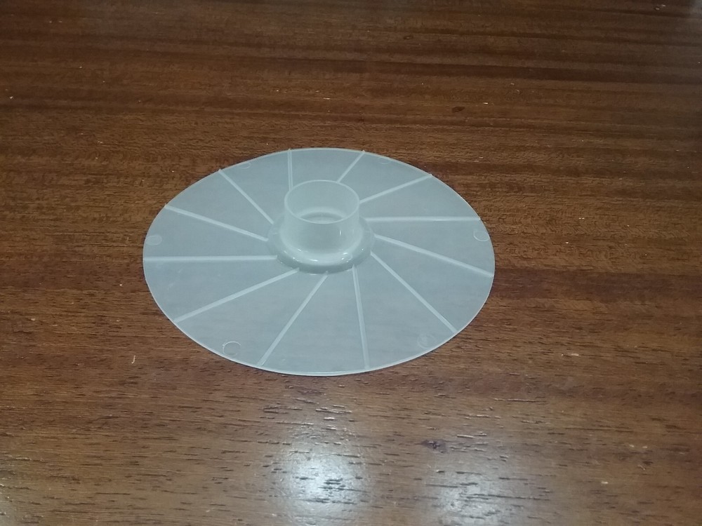 OSTER REGENCY KITCHEN CENTER REPLACEMENT  DISC  PLASTIC SALAD  SLINGER  SHOOTER