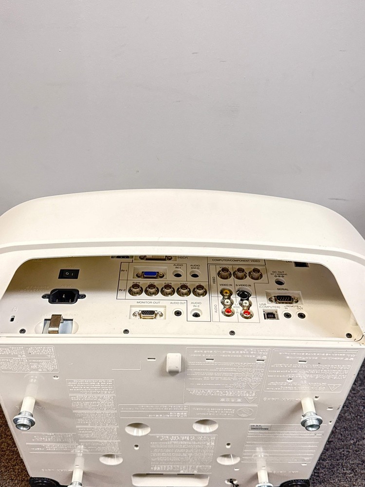 Mitsubishi XD3200U DLP Projector White