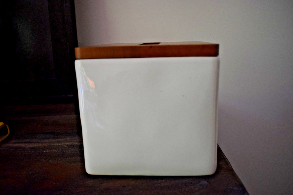 RAE DUNN ~ Tissues ~ Square Block Tissue Box Cover Holder Kleenex ~ Ceramic ~EUC