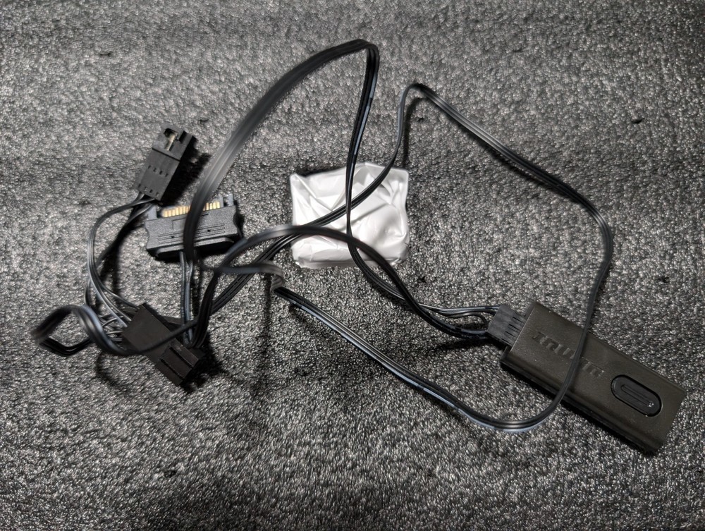 InWin Fan RGB Controller