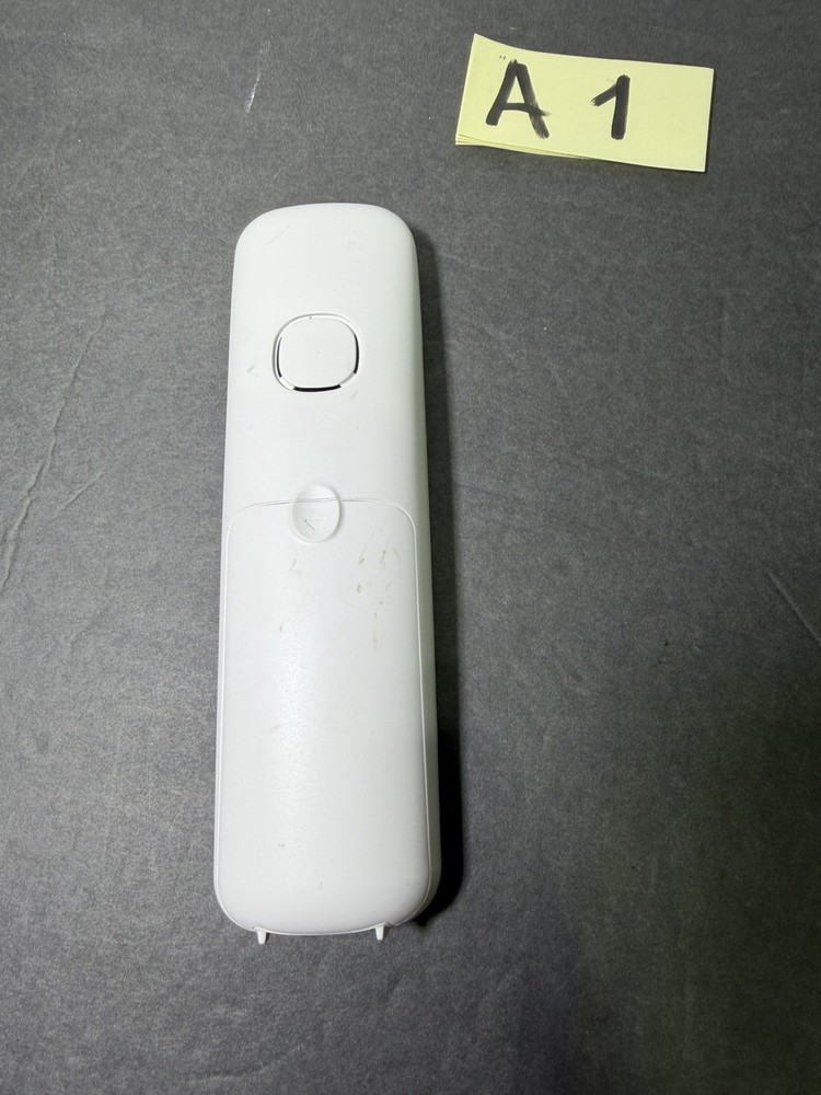 Panasonic KX-TGDA83 W Wireless Cordless Phone Replacement Handset ONLY