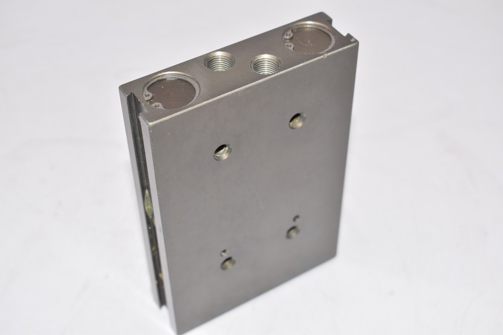Numatics B063A2SXCX Double-Acting Pneumatic Twin-Piston Linear Guided Slide Actu