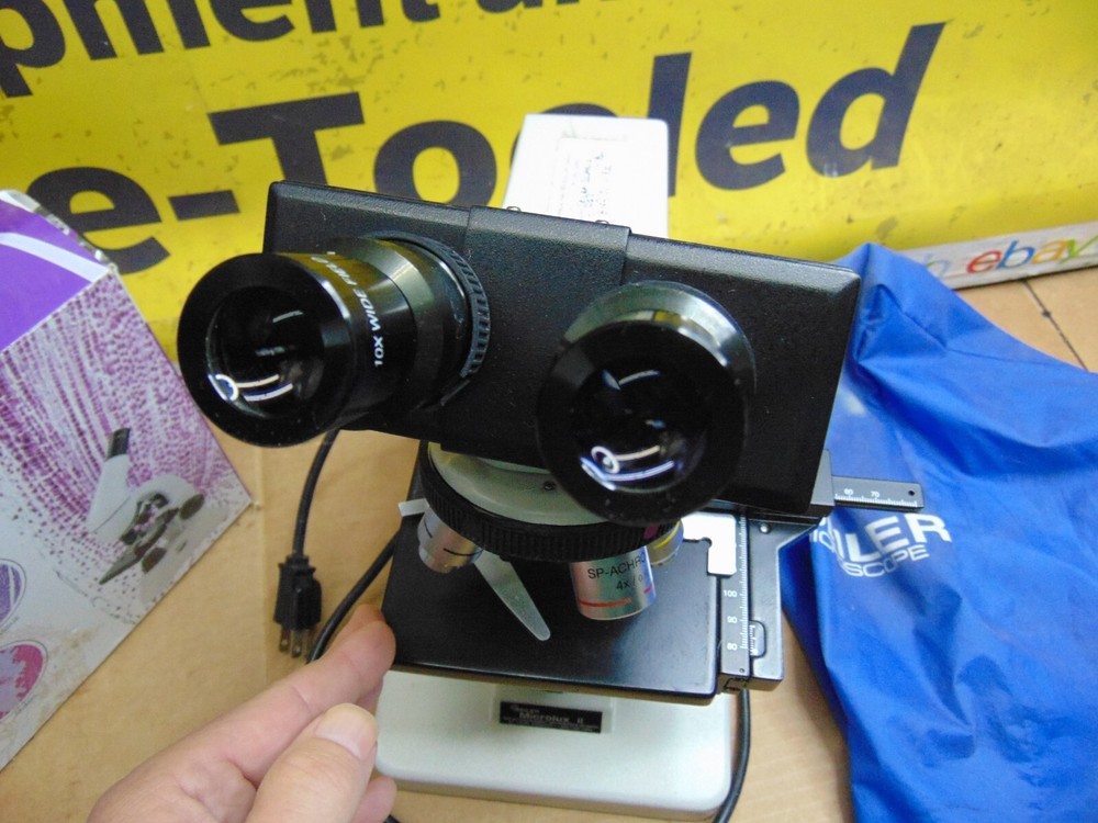 SEILER MICROLUX II MICROSCOPE with 120 PREPARED SLIDES