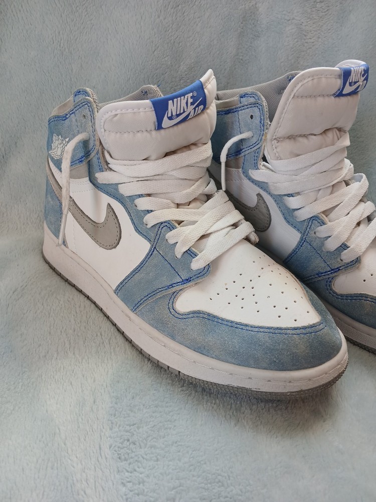 NIKE AIR JORDAN ROYAL GREY