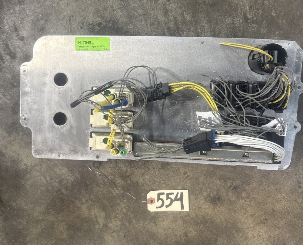 Freightliner Century Class Instrument Cluster N17548