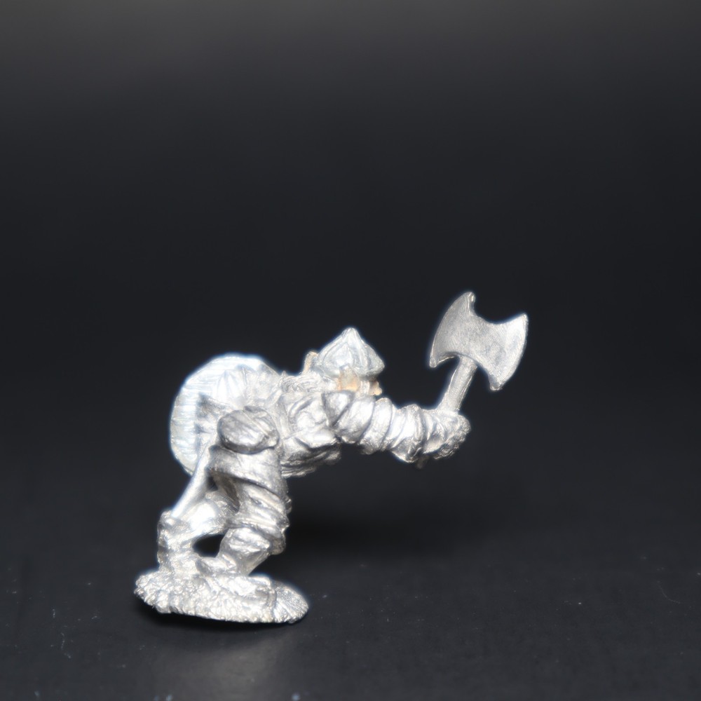 Orcs and Goblins, Citadel FF21, Goblin w. Axe , Games Workshop