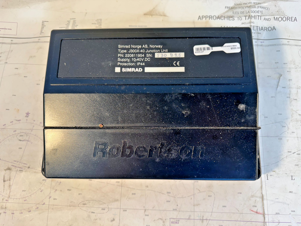 Simrad Robertson Type J300X Boat Autopilot Course Computer Robertson