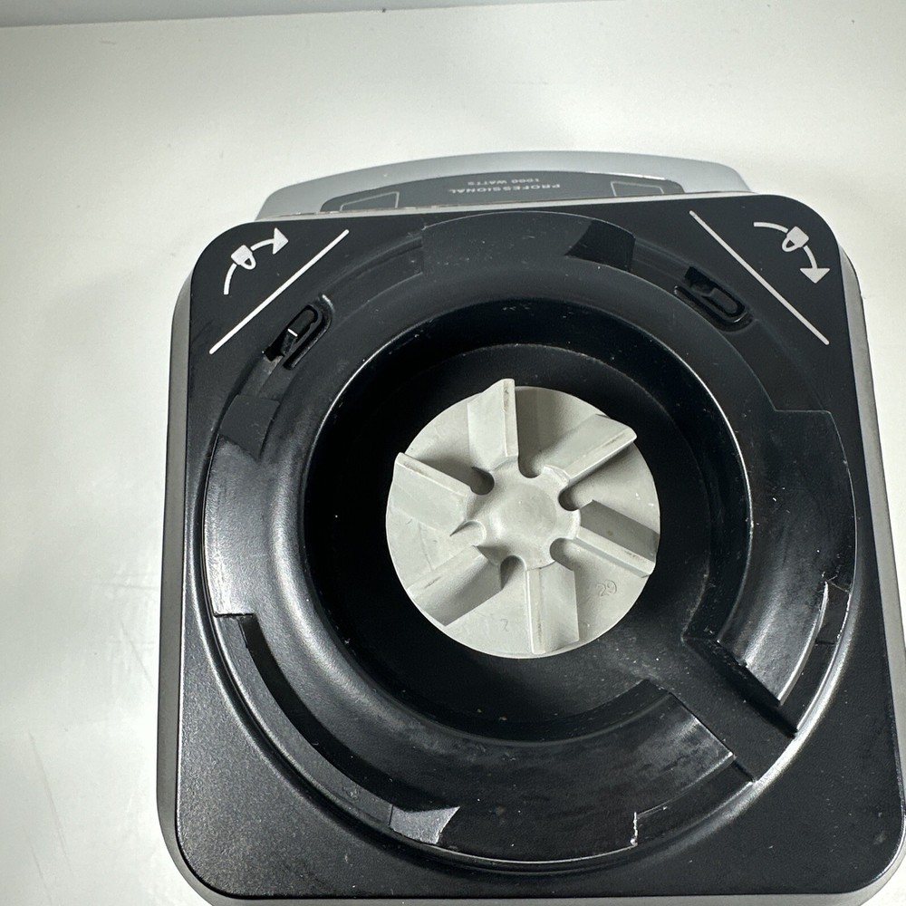 Ninja NJ600 Base Only Blender Processor Tested Works