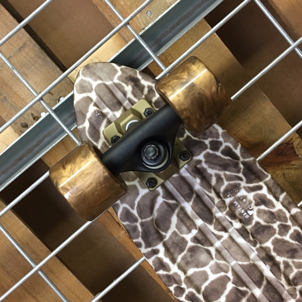 New Globe Bantam Graphics ST Giraffe Complete Skateboard - 23in
