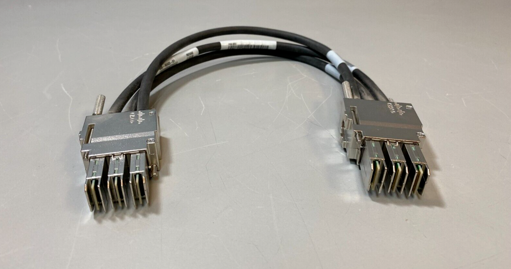 Cisco STACK-T1-50CM StackWise-480 50cm stacking cable for 3850 series