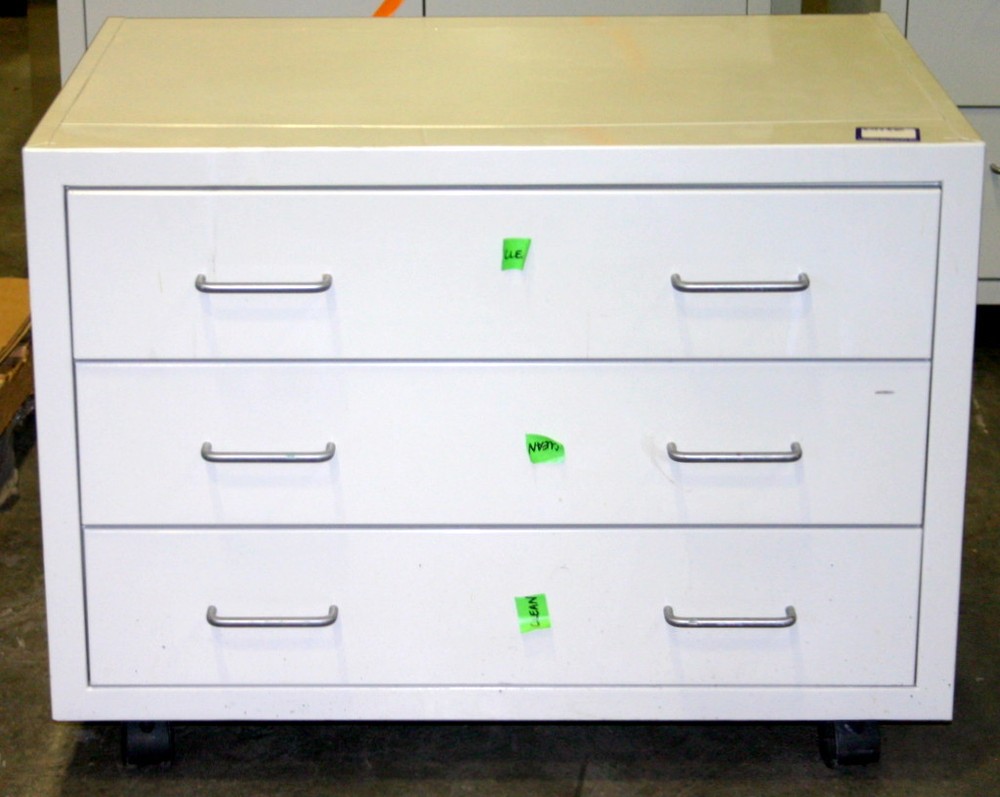 LF SYSTEMS LABORATORY CABINETS, CASEWORK, INCLUDES WHEELS