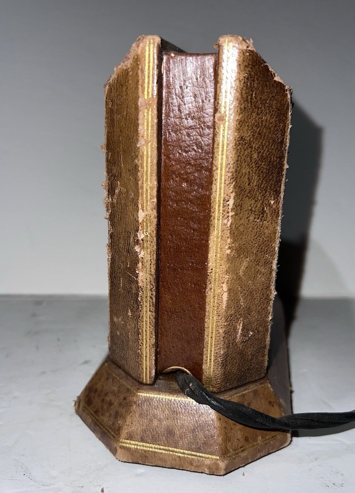Twinface Leather Desk Clock