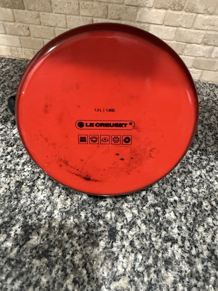 Le Creuset Zen Enameled Steel Tea Kettle Cerise/Cherry 1.6 qt 1.5 L Red