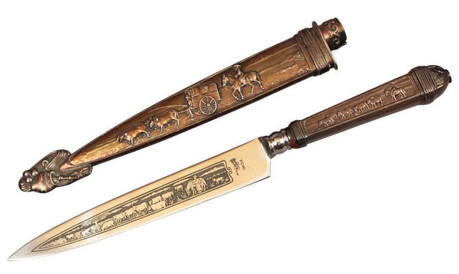ENGRAVED SILVER GAUCHO KNIFE