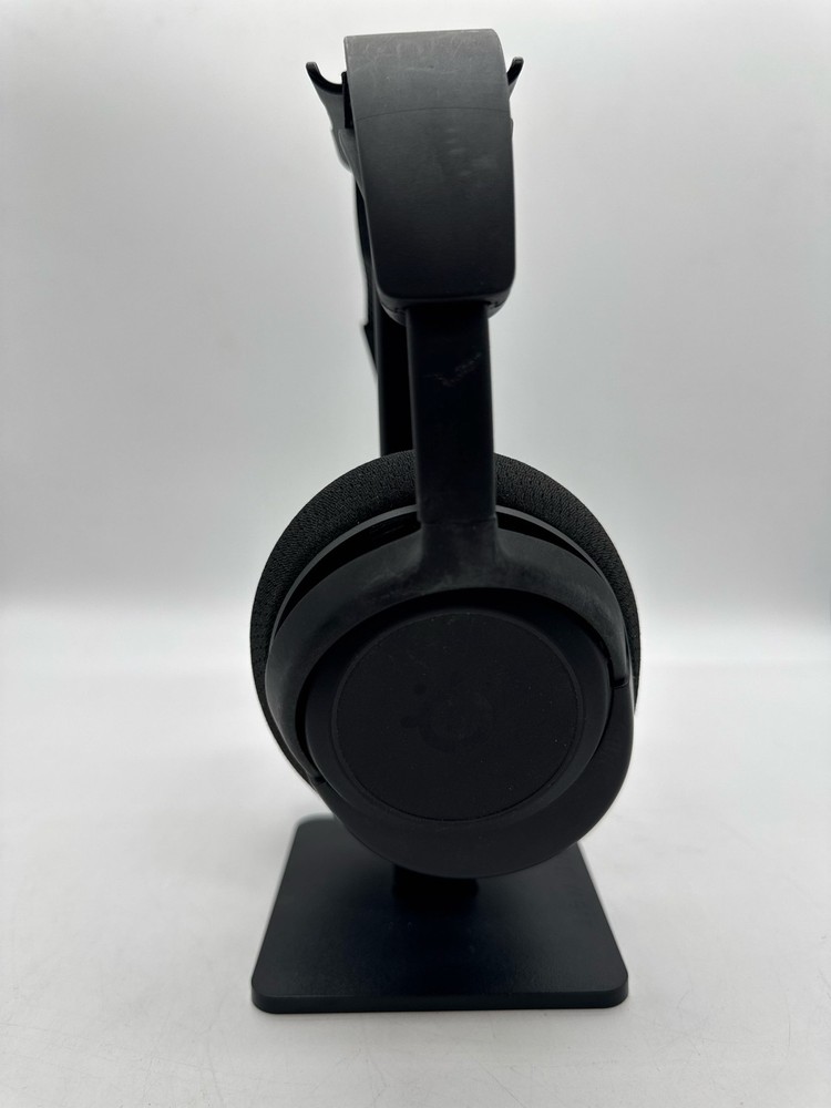 SteelSeries Arctis Nova 3 Multi-Platform Gaming Headset, 61631