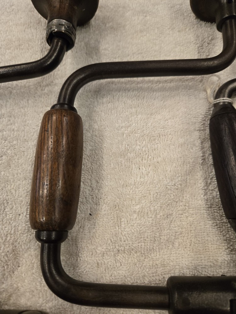 LOT OF THREE BIT BRACES