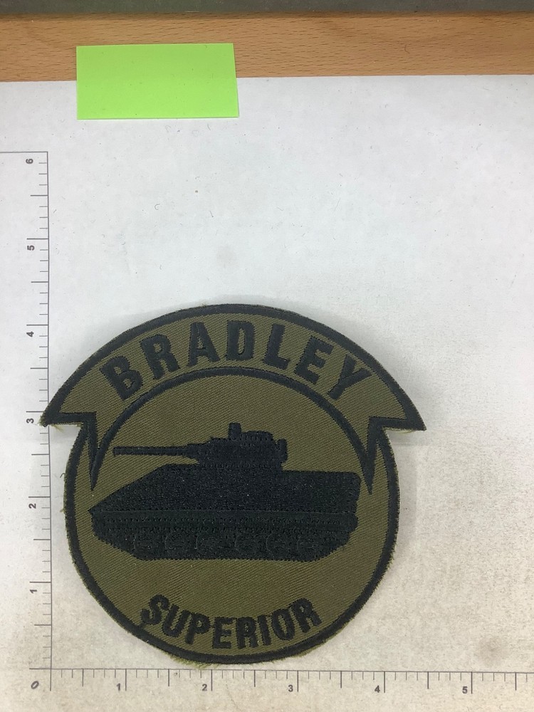 US ARMY BRADLEY SUPERIOR PATCH