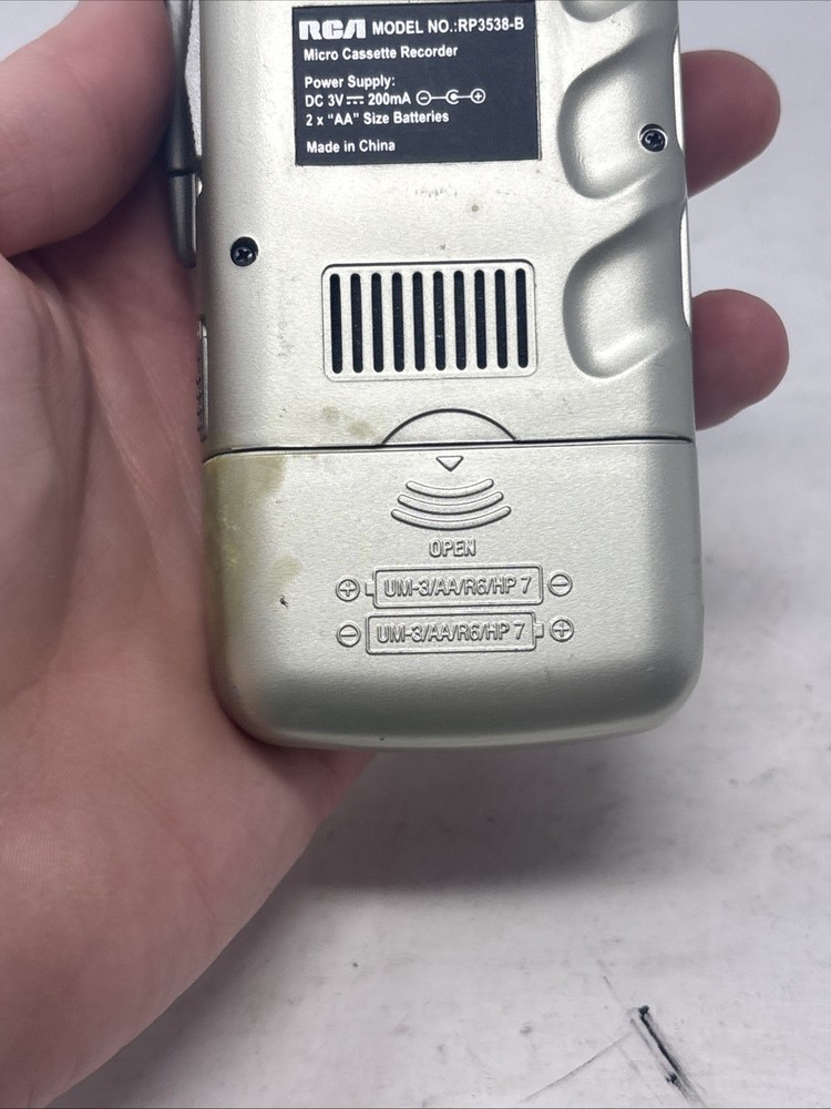 RCA RP3538 micro cassette recorder tested working. Read