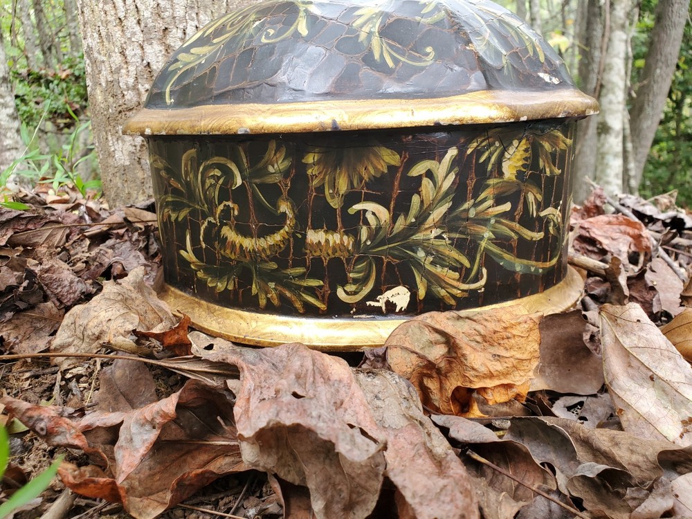 Large Dybbuk Box**very active**