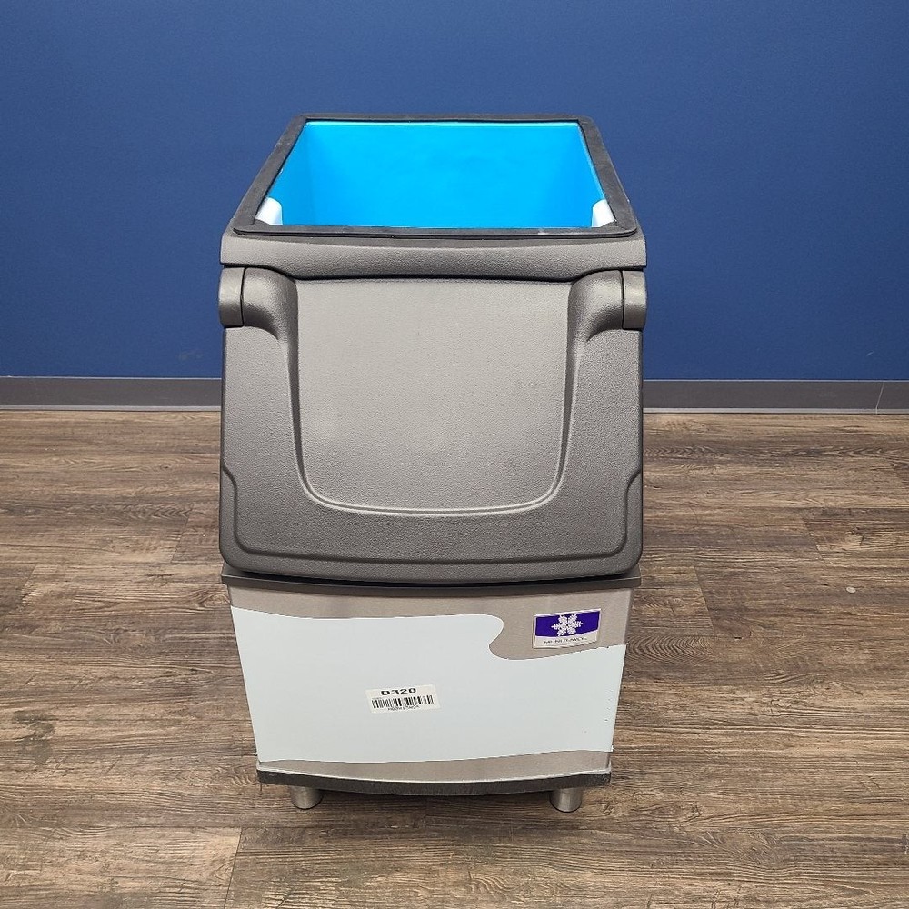 Manitowoc D320 22" 264 lb. Ice Bin (Scratch & Dent 8441)