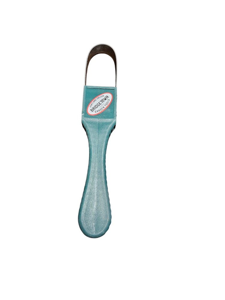 BridgeTown Loop Weeder Garden Weeding Scraper Tool  Garden Tools