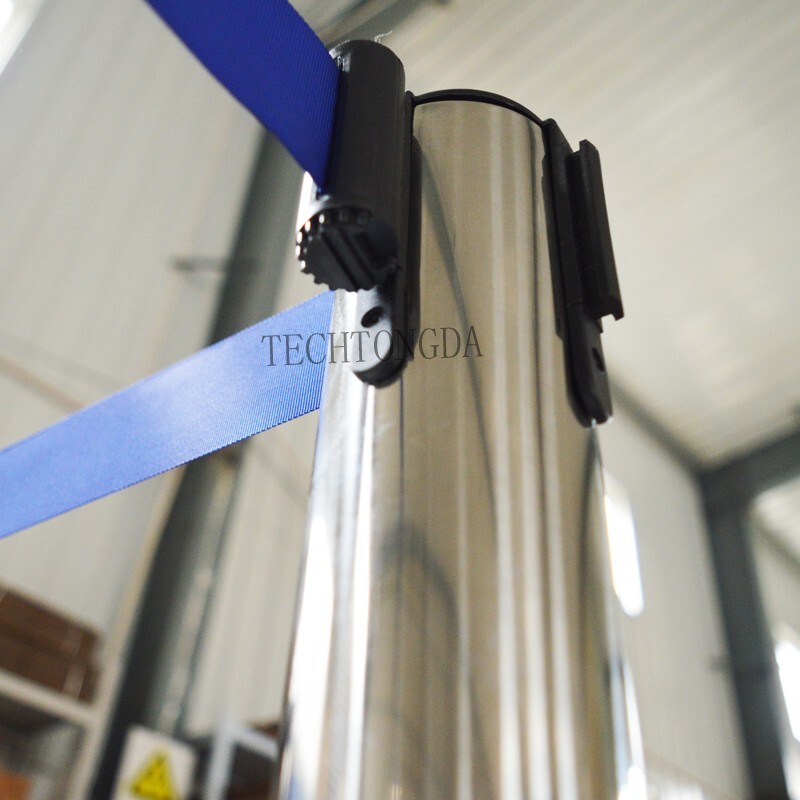 6PCS Stanchions Post Queue Crowd Control Barrier Retractable Belt