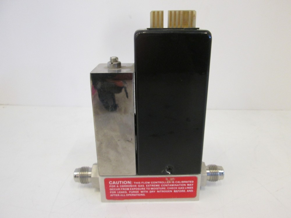 Unit Instruments, UFC-1200A, Mass Flow Controller, 200 SCCM, NF3, Used