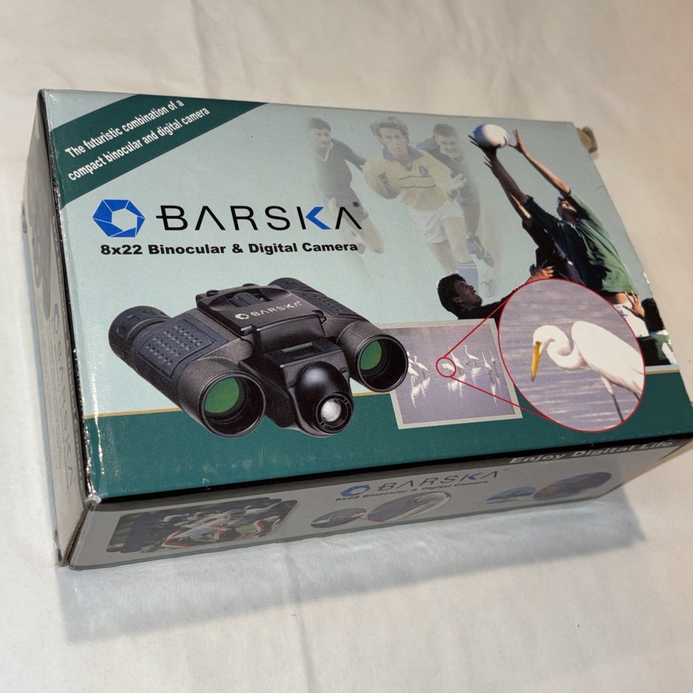BARSKA 8X22 BINOCULAR & DIGITAL CAMARA  IN ORIGINAL BOX
