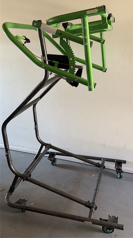 Jeep mechanical lifting device