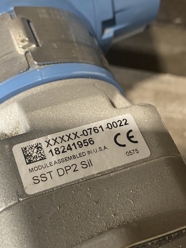 Rosemount 3051L Level Transmitter 3051L2AA0FD31AAS1M5E5D4 Nice