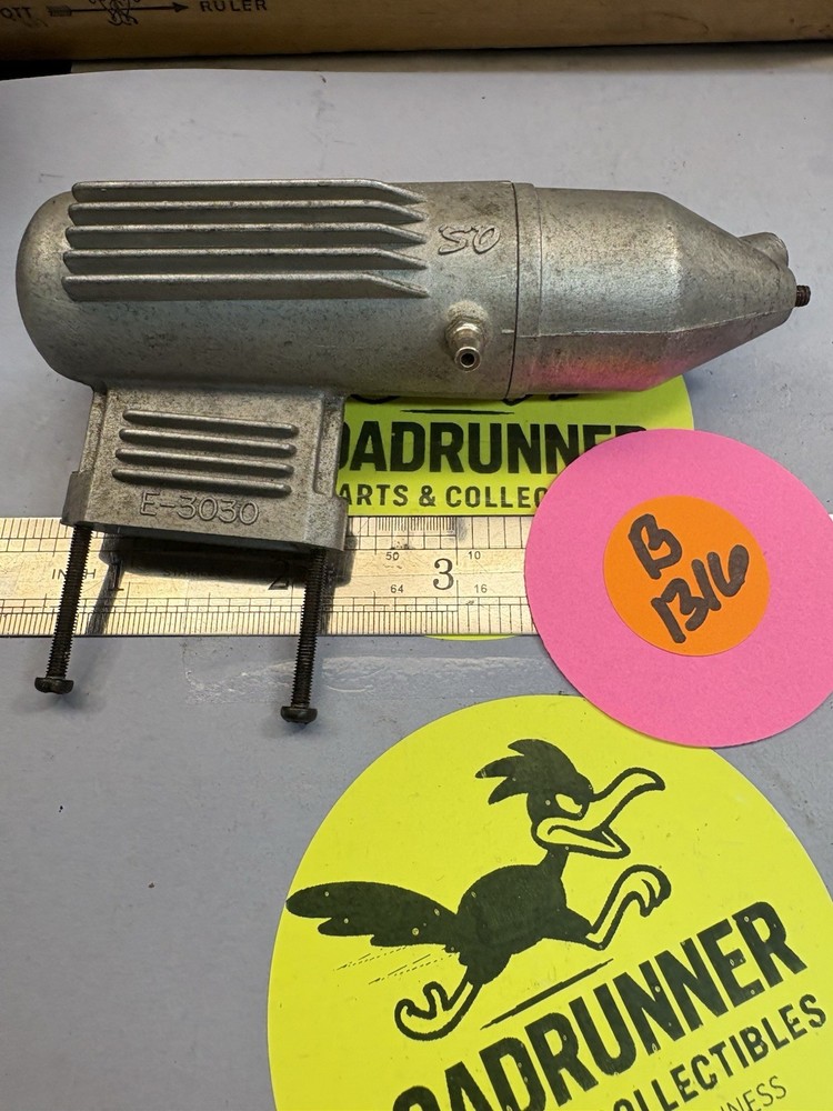 O.S. E-3030 RC MUFFLER / USED