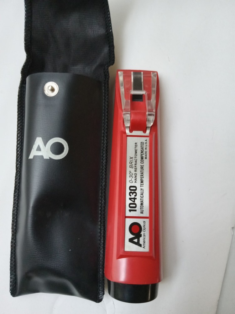 AO Automatic Temperature Compensated Hand Held Refractometer 10430