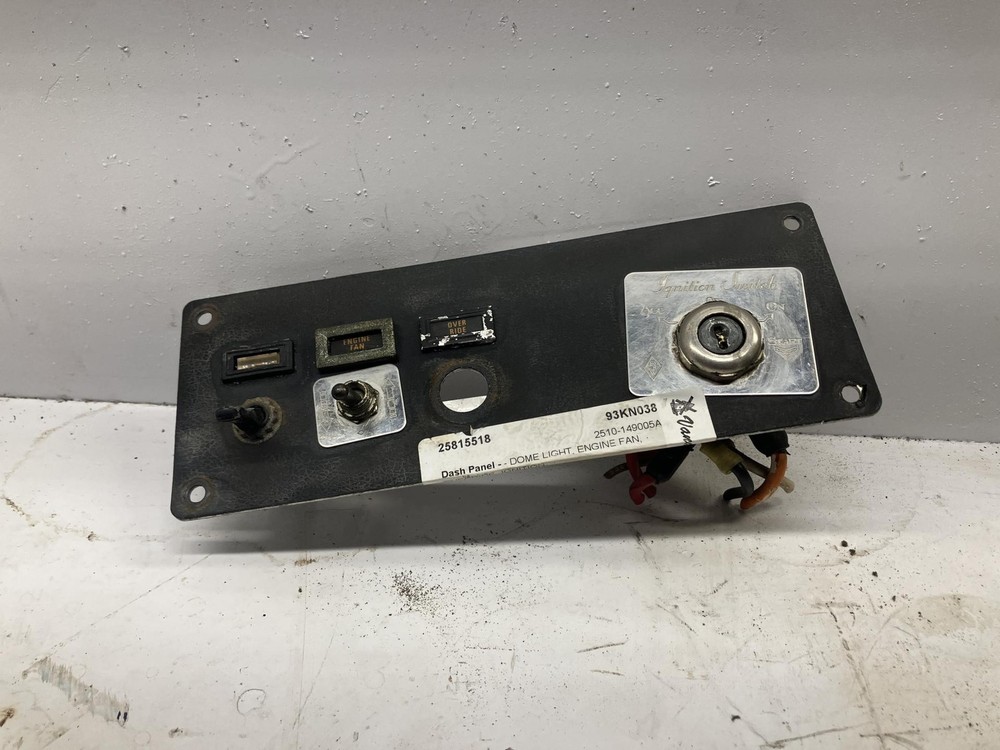 1984-2001 Kenworth T600 IGNITION Dash Panel - Used