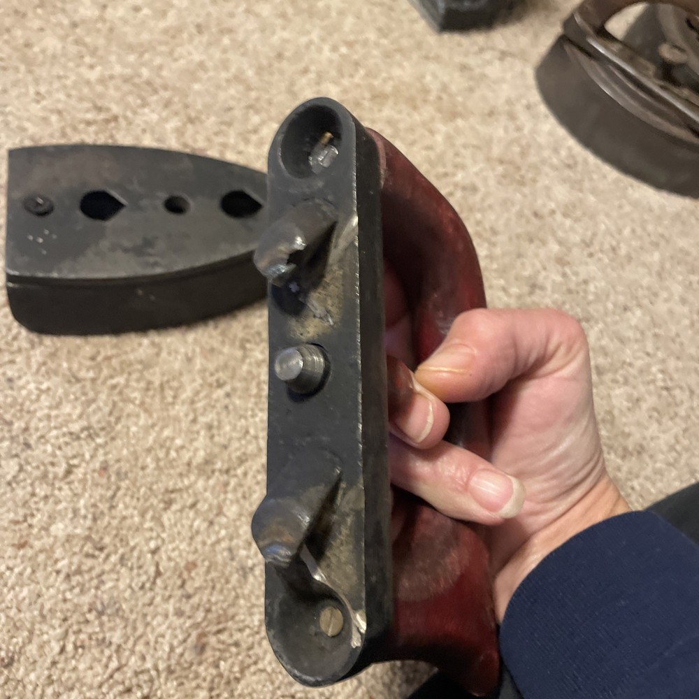 Cast Iron SAD Iron With Removable Handle Vintage