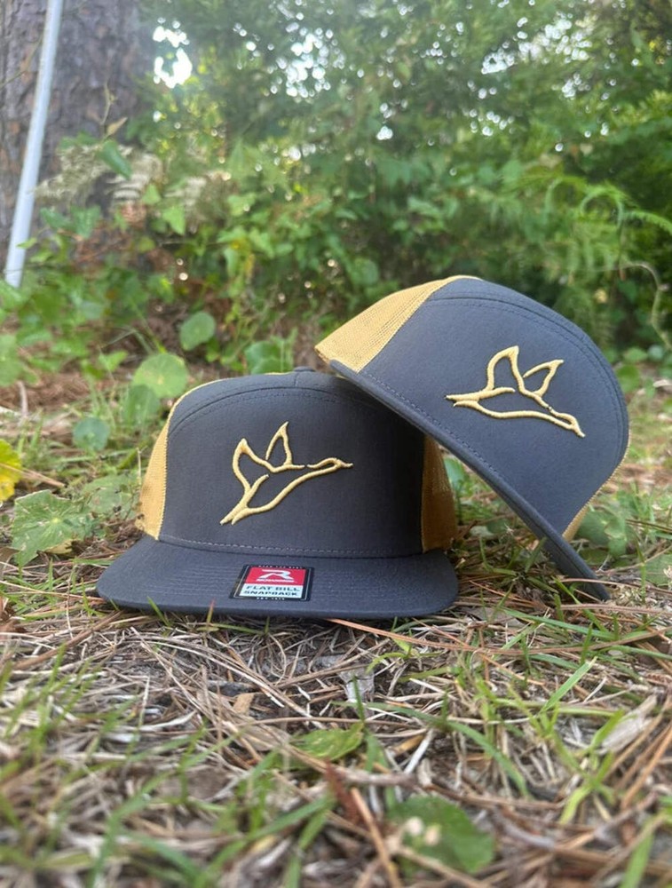 Combat Waterfowl 7 Panel Charcoal Gold Trucker Hat