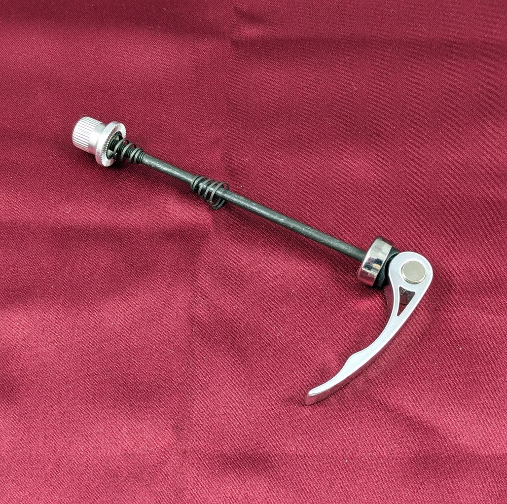 Vintage Unbranded Front Quick Release Skewer Silver NOS Q2