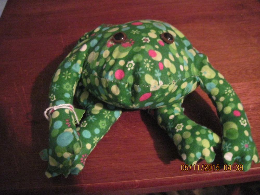 Home Decor.Poly Bead/Poly Filled Toads Dots/Flowers ..Green,Pink,Blue..HANDMADE