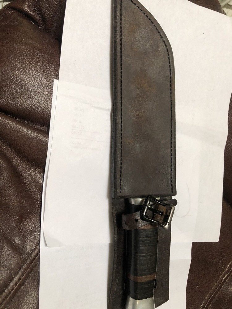VINTAGE MILITARY STYLE KNIFE, leather handle