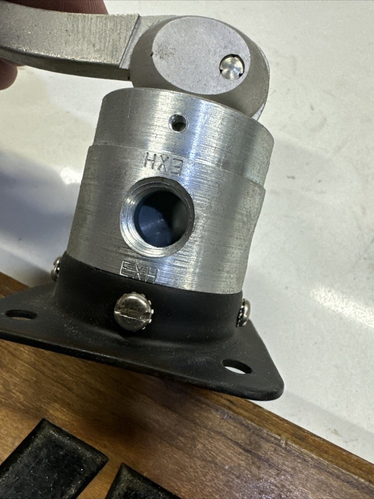 HUMPHREY 250T Valve Lever Switch