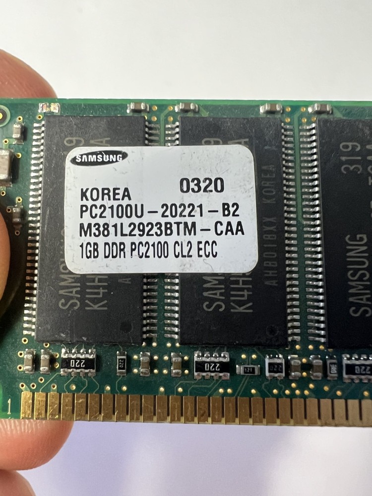Samsung M381L2923BTM-CAA 1GB PC2100U CL2 ECC Non-Registered Memory DIMM Unbuffer