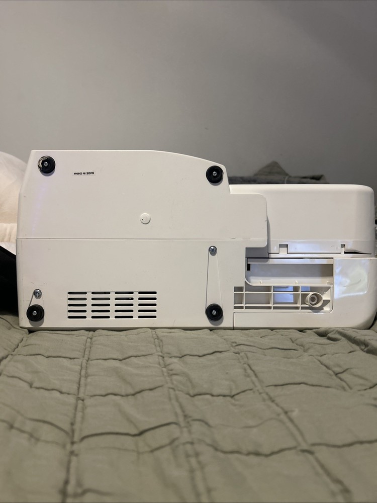 SINGER 5400 Sew Mate Computerized Sewing Machine