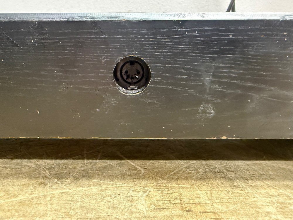 Moog Etherwave Theremin Keyboard Synthesizer