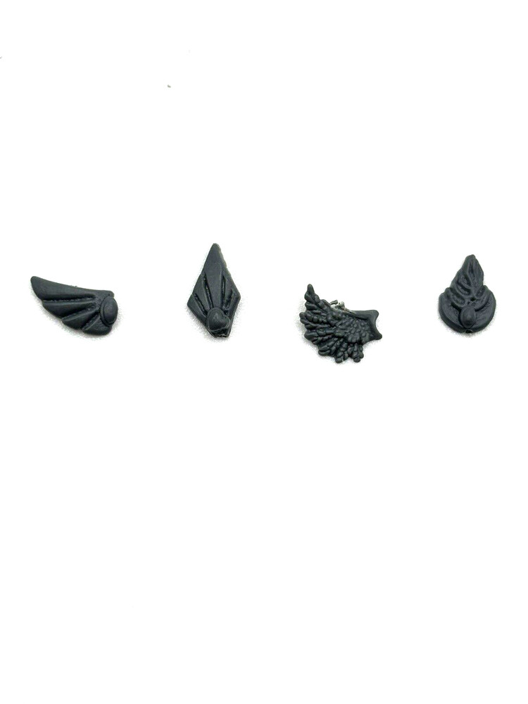 Warhammer High Elf Helm & Armor Bits x4